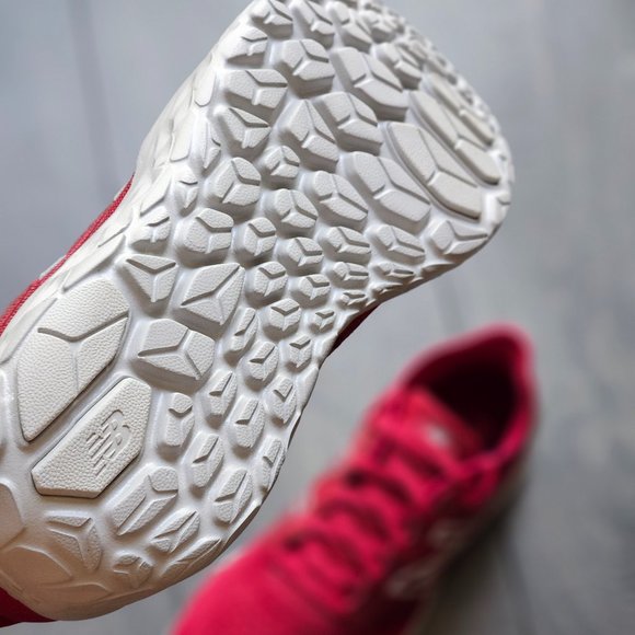 New Balance Fresh Foam Beacon V3 (Size M8 wide - fits M8.5) - Picture 4 of 6